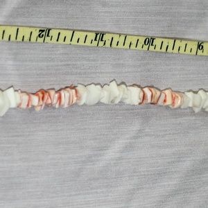 GORGEOUS SHELL NECKLACE WITH TWIST CLOSURE(17")